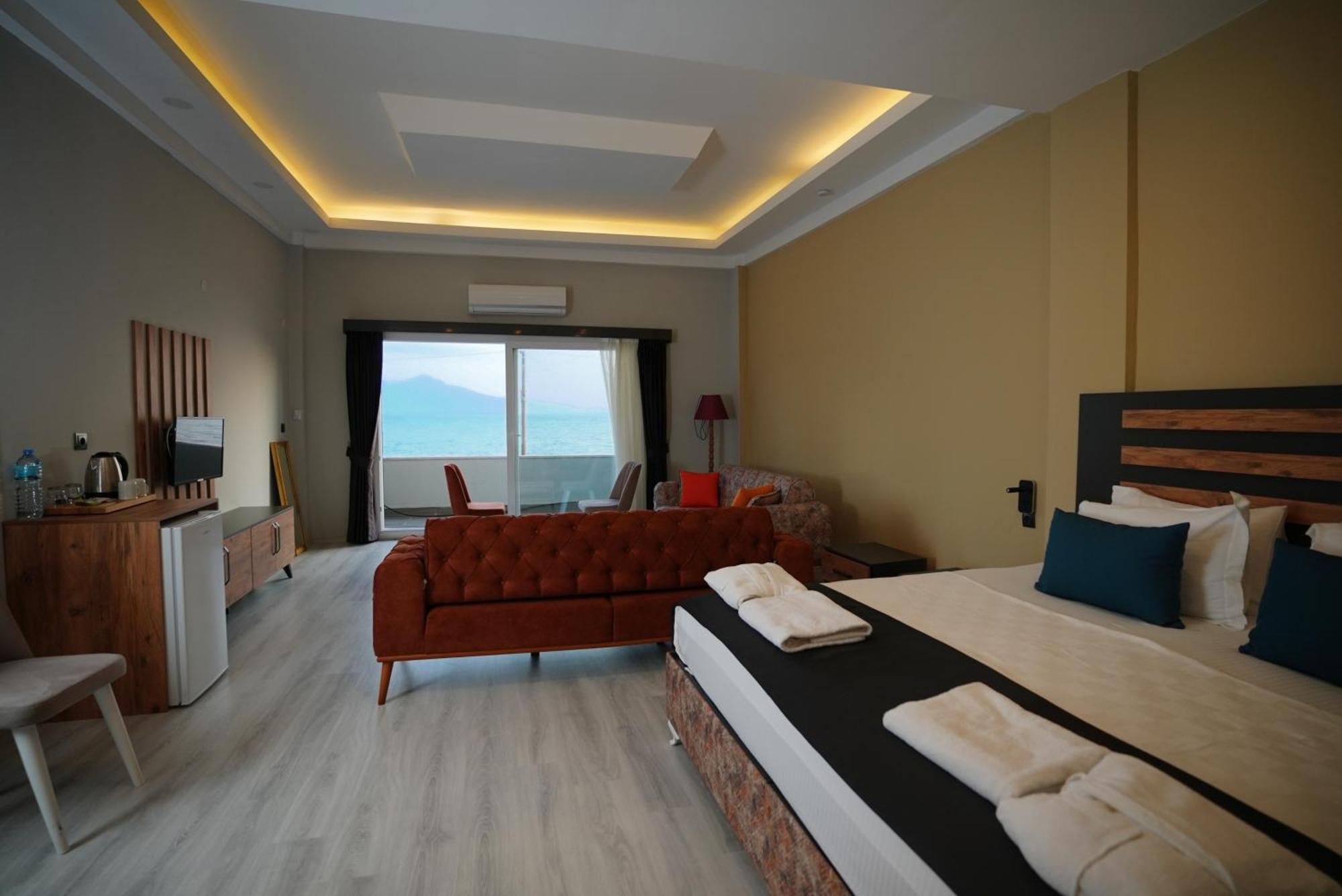Villa Sevilla Kusadası Exterior foto